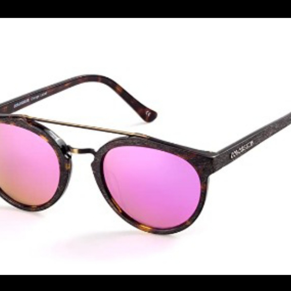 Reduced!!!!! Vintage Fashion Sunglasses Polarized Pink mirror